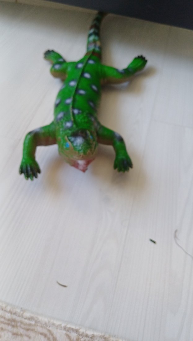 Renkli Yeşil Kertenkele Figürü - Görsel 5