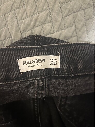 40 Beden siyah Renk Pull and bear jean