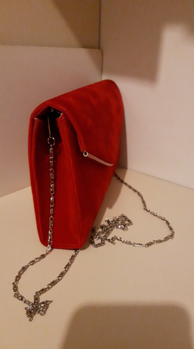 Kırmızı Süet Zincir Detaylı Kadın Portföy Çanta - Görsel 3