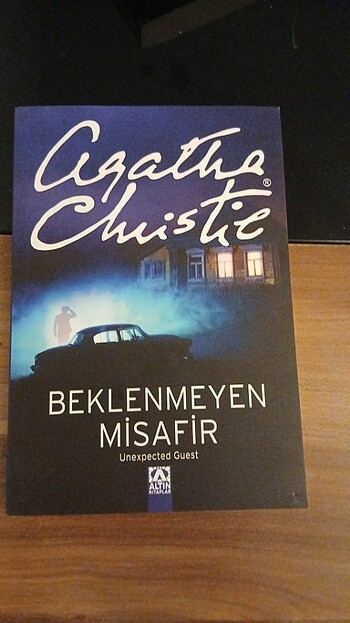 Agatha Christie Beklenmedik misafir 