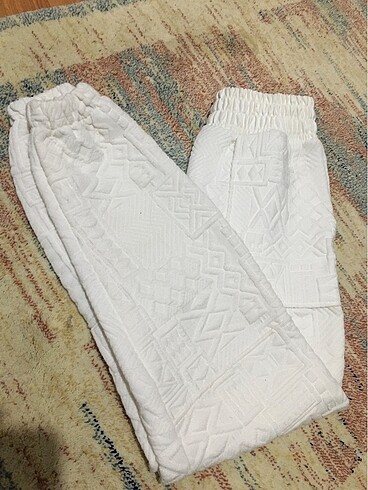 Bershka SATILDI