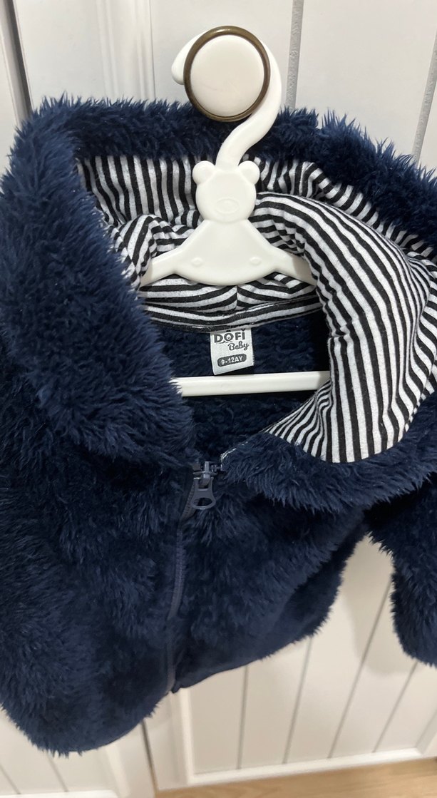 Koyu Mavi Kapüşonlu Erkek Çocuk Kürklü Mont - Görsel 2