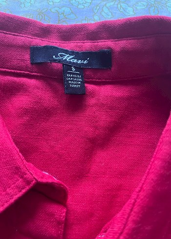 Kırmızı Düğmeli Keten Kadın Gömlek - Görsel 2