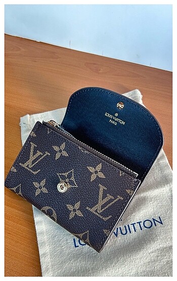 Louis Vuitton Bayan cüzdanı