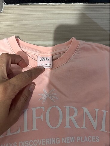 Zara Tşört