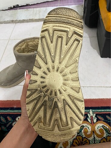 40 Beden 40 numara ugg