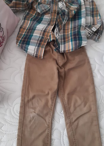 3 Yaş Beden Erkek Bebek Düğmeli Ekose Gömlek ve Kahverengi Pantolon