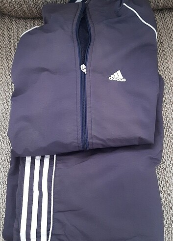 Adidas m