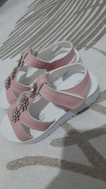 Fila sandalet 