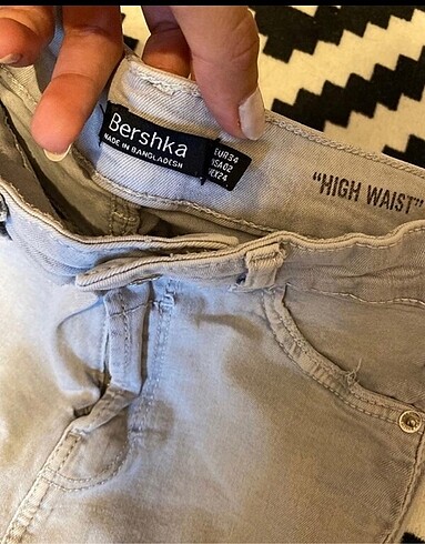 Bershka Jean