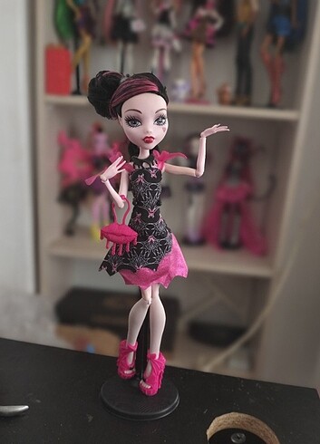 Monster high Draculaura 