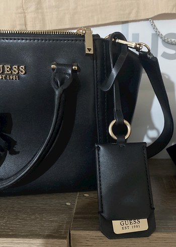 Guess Siyah Deri Tokalı Kadın Çanta - Görsel 2