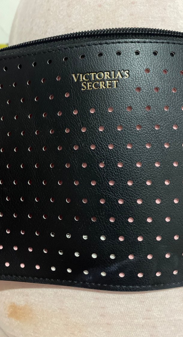 Victoria's Secret Siyah Deri Fermuarlı Kadın Cüzdan - Görsel 5