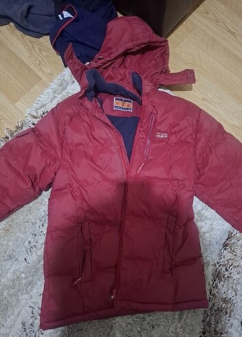 Kırmızı Polar mont