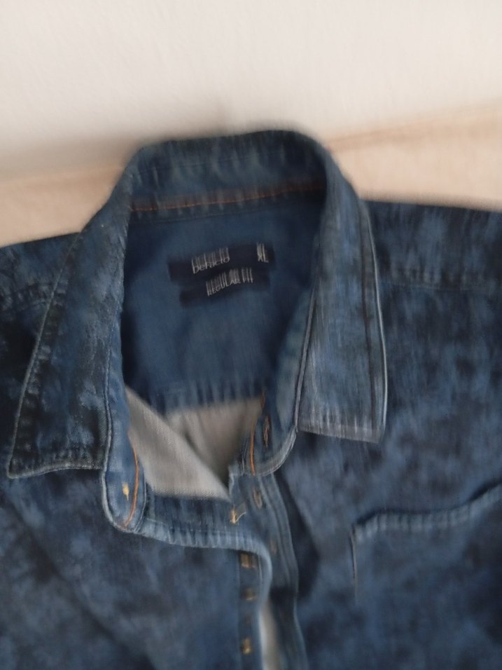 Kadın Lacivert Batik Desenli Denim Gömlek - Görsel 2