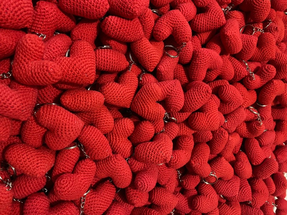 Kırmızı Renkli Kalp Anahtarlık - Görsel 3