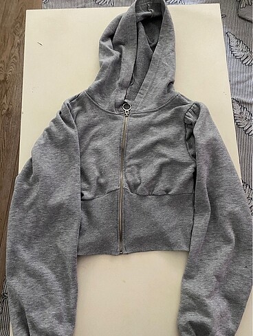 Crop hırka