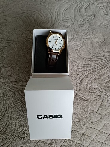 Casio Casıo erkek kol saati