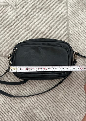 Siyah Deri Kadın Çapraz çanta - Görsel 4