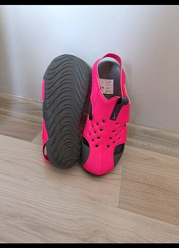 35 Beden Nike sandalet 