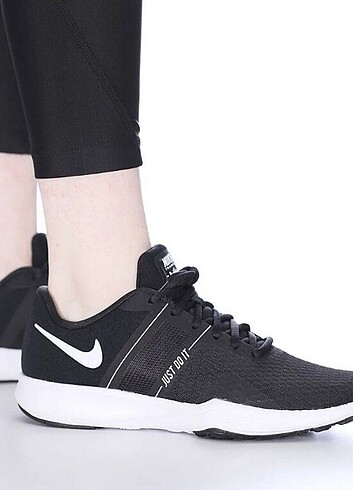 Nike City Trainer