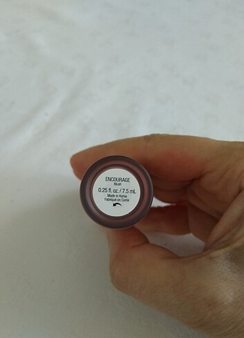 Beden Rare beauty likit allık