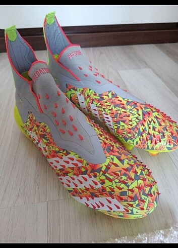 Adidas krampon