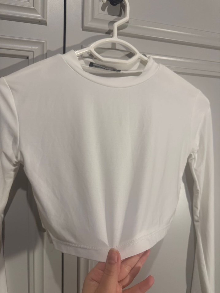 Beyaz Uzun Kollu Kadın Crop Top - Görsel 2