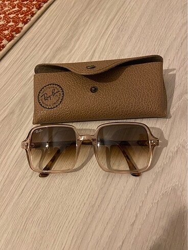 rayban kadin gözlüğü