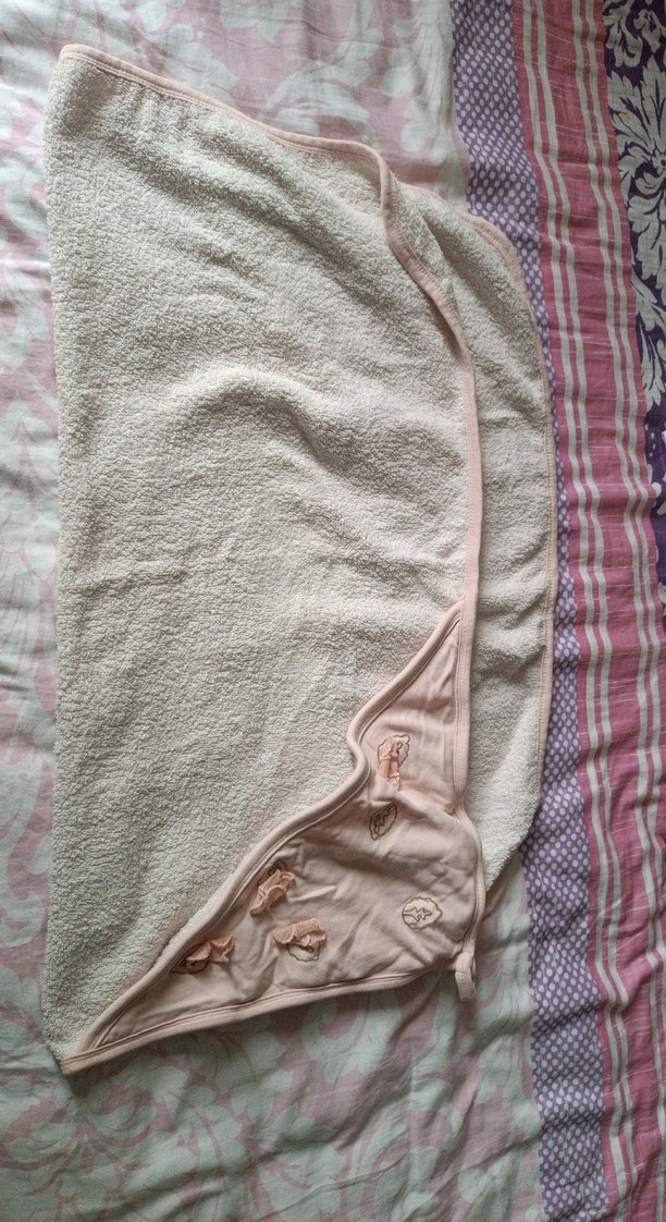 Kız Çocuk Kapüşonlu Nakışlı Bornoz seti - Görsel 3