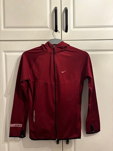 Nike sweatshirt