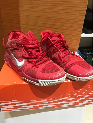 Basketbol ayakkabısı Nike kyrie 3