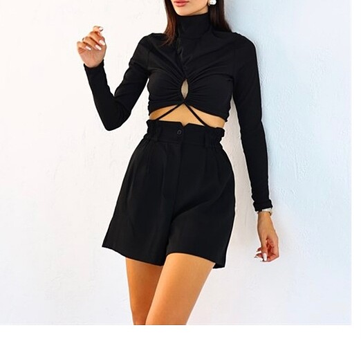 Zara Kuş Detaylı bağlamalı crop