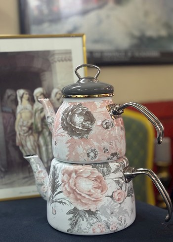  Beden çeşitli Renk Gül Desenli Emaye Çaydanlık Seti