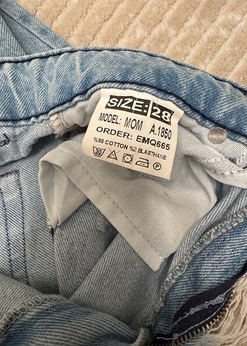 28 Beden mavi Renk Mom jean
