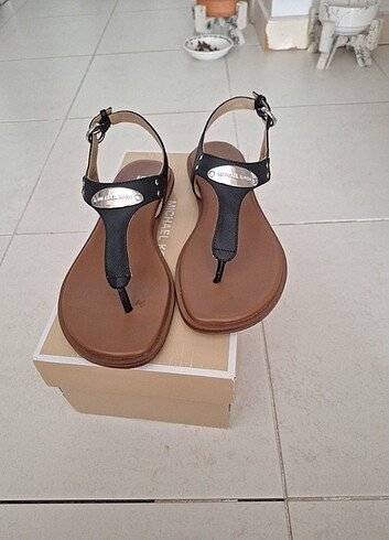Michael Kors sandelet