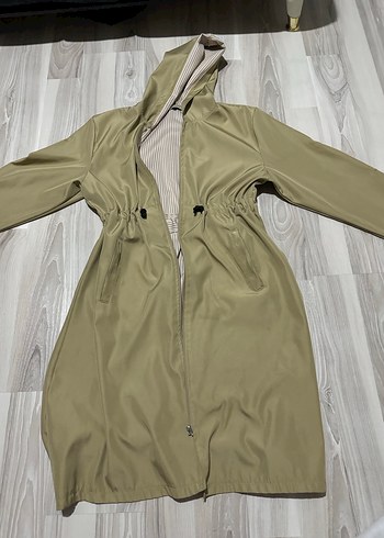 Bej Parlak Kadın Uzun Yağmurluk - Görsel 2