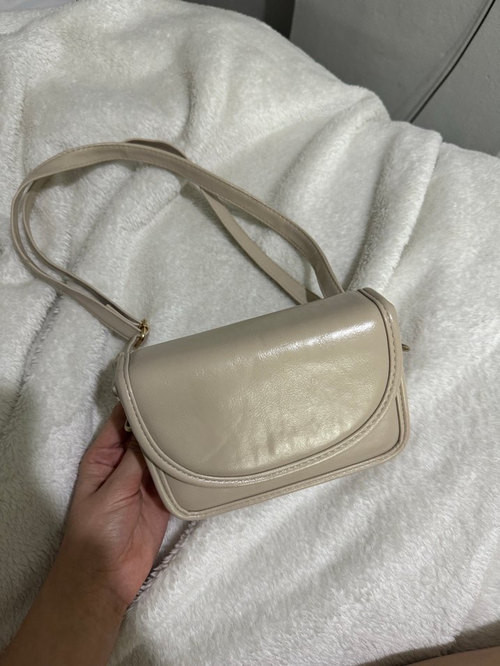 Bej Deri Kadın Omuz Çantası - Görsel 4