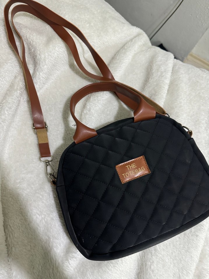 Kapitone Siyah Deri Kadın Çanta - Görsel 4