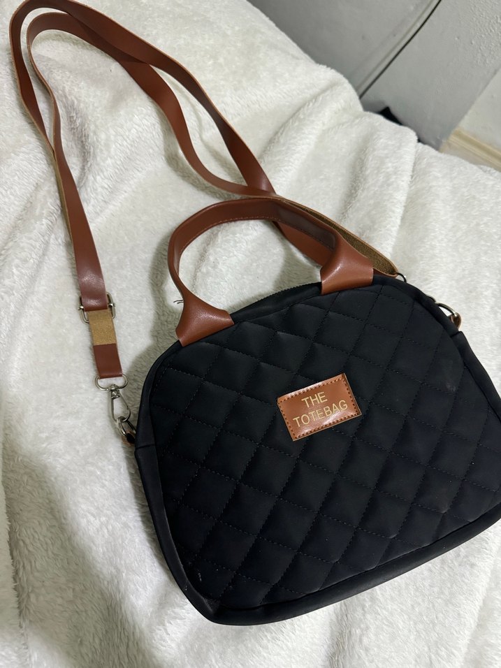 Kapitone Siyah Deri Kadın Çanta - Görsel 3