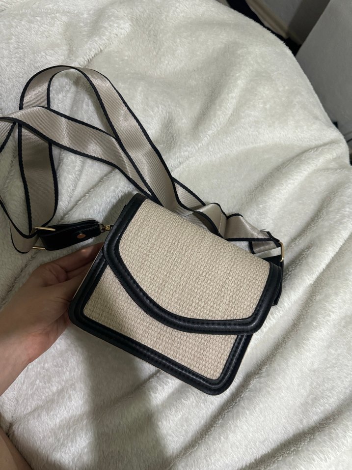 Gri Beyaz Yılan Desenli Kadın Çanta - Görsel 3