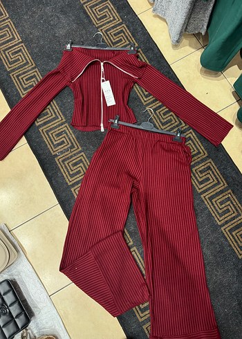 Bordo Fermuarlı Mini Kadın Eşofman Takımı - Görsel 2