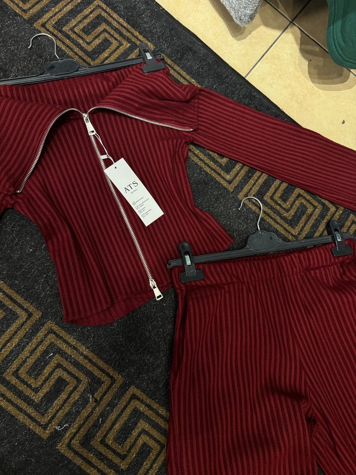 Bordo Fermuarlı Mini Kadın Eşofman Takımı - Görsel 4