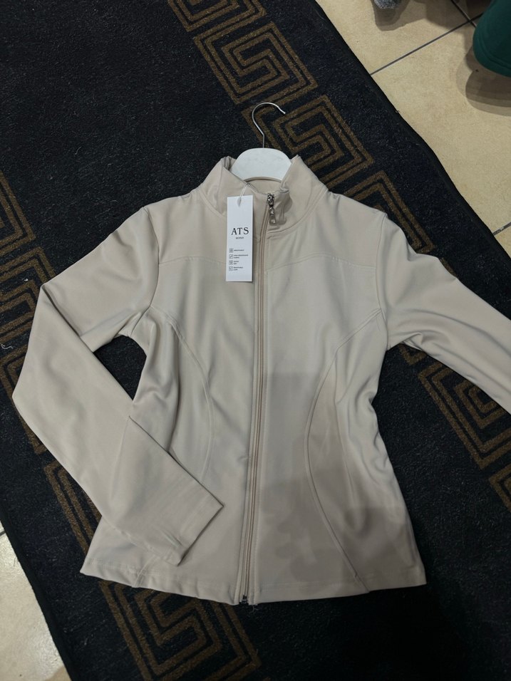 Bej Fermuarlı Kadın Spor Ceket - Görsel 3