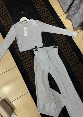 Gri Mini Kadın Eşofman Takımı - Görsel 3