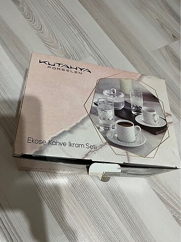 Kütahya Porselen Fincan takımı