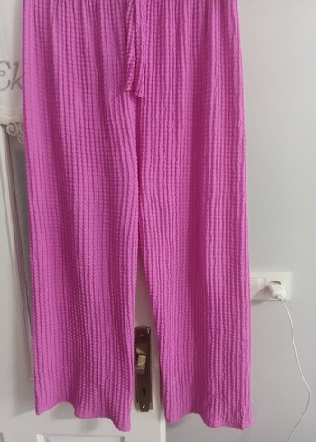Pembe Bol Kesim Pliseli Keten Kadın Pantolon