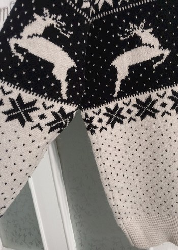 Desenli Beyaz Gri Örgü Kadın Kazak - Görsel 7