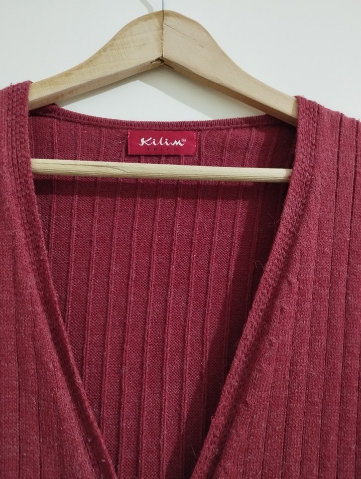 Bordo Uzun Düğmeli Kadın Hırka - Görsel 2