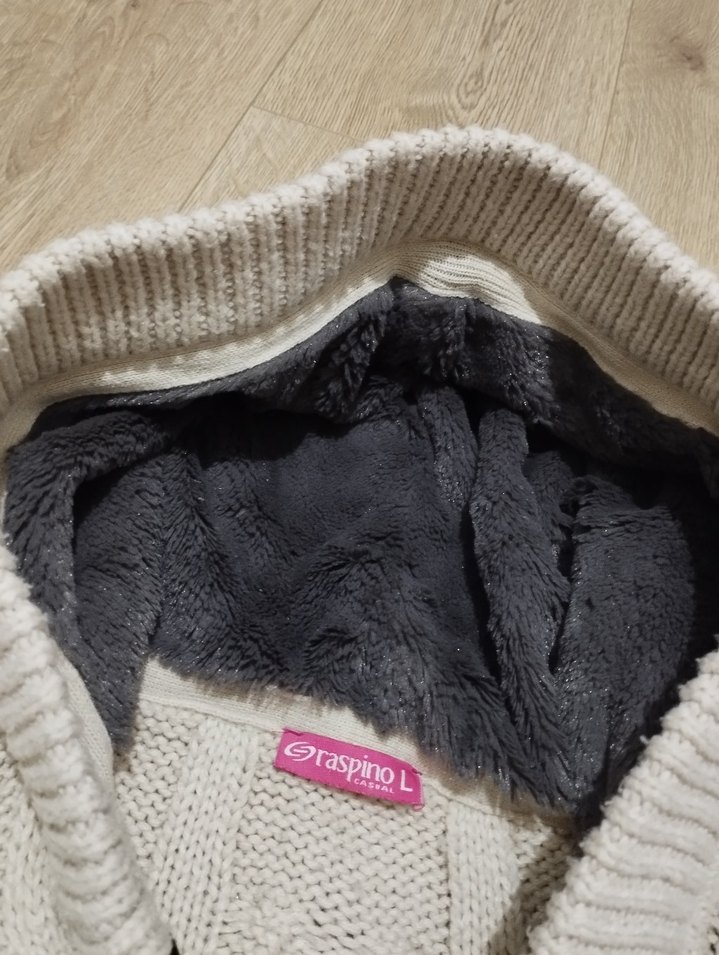 Gri Örgü Kapüşonlu Kadın Süveter - Görsel 4